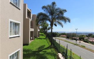 3 Bedroom Apartment in Constantia Kloof