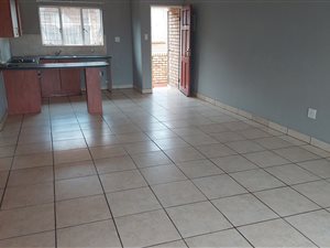 2 Bed Apartment in Grobler Park