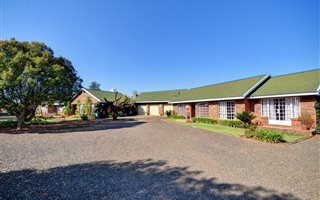6 Bedroom House in Krugersdorp Central