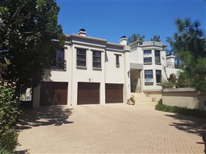 5 Bedroom House in Maroeladal