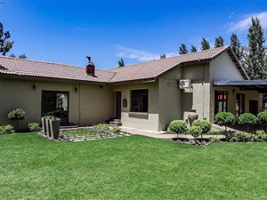 5 Bed House in Douglas