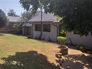3 Bed House in Birch Acres