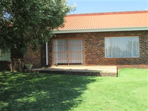 4 Bed House in Boltonwold