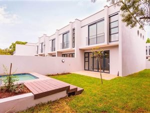 2 Bed Townhouse in Menlo Park