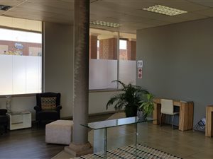 15 m² Office Space in Rooihuiskraal
