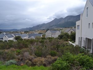 480 m² Land available in Franschhoek
