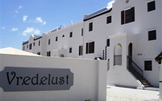 2 Bedroom Apartment in Gordons Bay Central