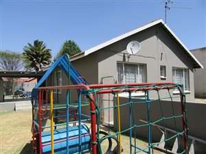 3 Bed House in Tulisa Park