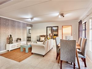 3 Bed Apartment in Glen Marais
