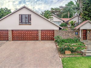 3 Bed House in Waterkloof Glen