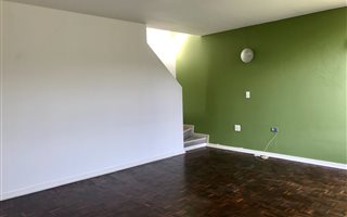 Bachelor apartment in Norwood