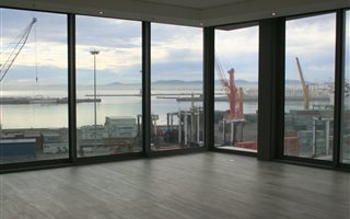 2 Bedroom Apartment in Waterfront