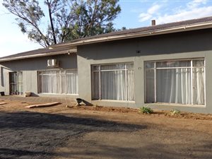 4.3 ha Farm in Lakeview