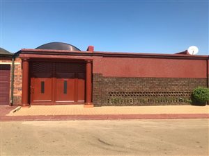 3 Bed House in Phiri