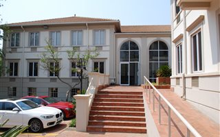 339 m² Office Space in Wierda Park