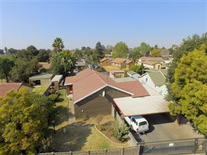 4 Bed House in Bonaero Park