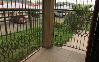 3 Bedroom Apartment in Bellair