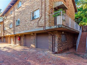 4 Bed Duplex in Brummeria