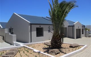 2 Bedroom House in Myburgh Park