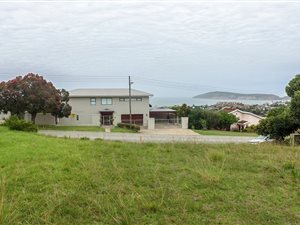 925 m² Land available in Upper Robberg
