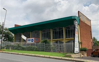 200 m² Industrial space in Ferndale