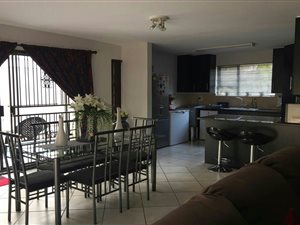 3 Bed Cluster in Bartlett