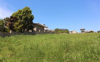 839 m² Land available in Kraaibosch