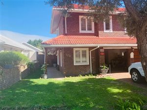 2 Bed Apartment in Leisure Isle