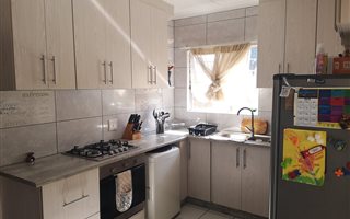 2 Bedroom House in Veldenvlei