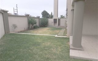 3 Bedroom Apartment in Featherbrooke Estate