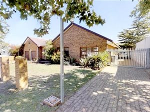 3 Bed House in Goedemoed