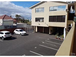 2 Bed House in Goodwood Estate