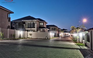 3 Bedroom Townhouse in Lilyvale