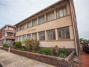 1 Bed Apartment in Port Elizabeth Central