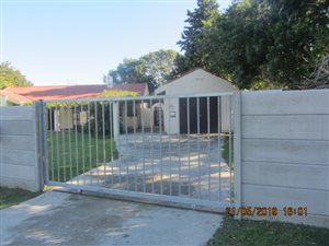 4 Bed House in Old Place