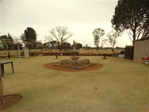 4.3 ha Smallholding in Bloemspruit