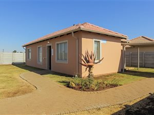 3 Bedroom House in Golden Gardens