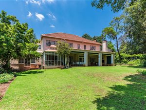 4 Bed House in Oaklands