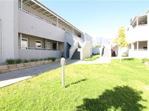3 Bed Apartment in Paarl Central East