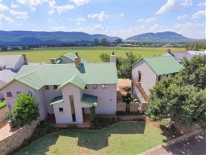 4 Bed House in The Coves