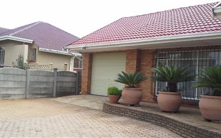 3 Bedroom House in Horison