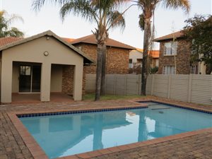 2 Bed Apartment in Highveld