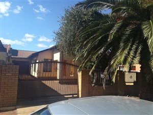 3 Bed House in Chiawelo