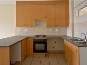 2 Bed Apartment in Silver Lakes