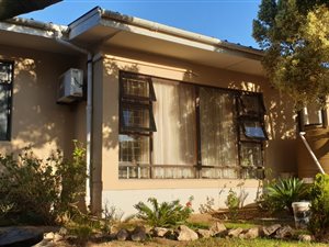 4 Bed House in Vredenburg