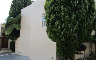 2 Bedroom Apartment in Radiokop