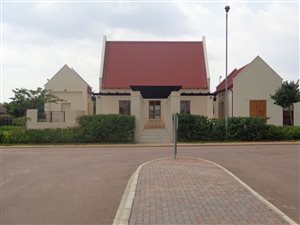 6950 m² Land available in Century Manor