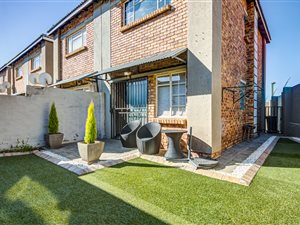 2 Bed Townhouse in Birchleigh