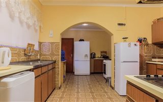 4 Bedroom House in Goodwood