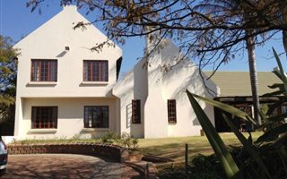 2 Bedroom Apartment in Newlands